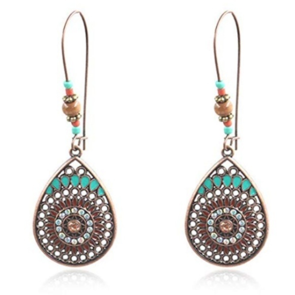 C.C. Boutique Jewelry - NWT Dreamcatcher Western Style Beaded Earrings